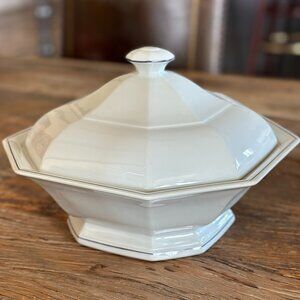 Royal Limoges Octagon Tureen, French, White Porcelain, Pristine Cond, orig $295